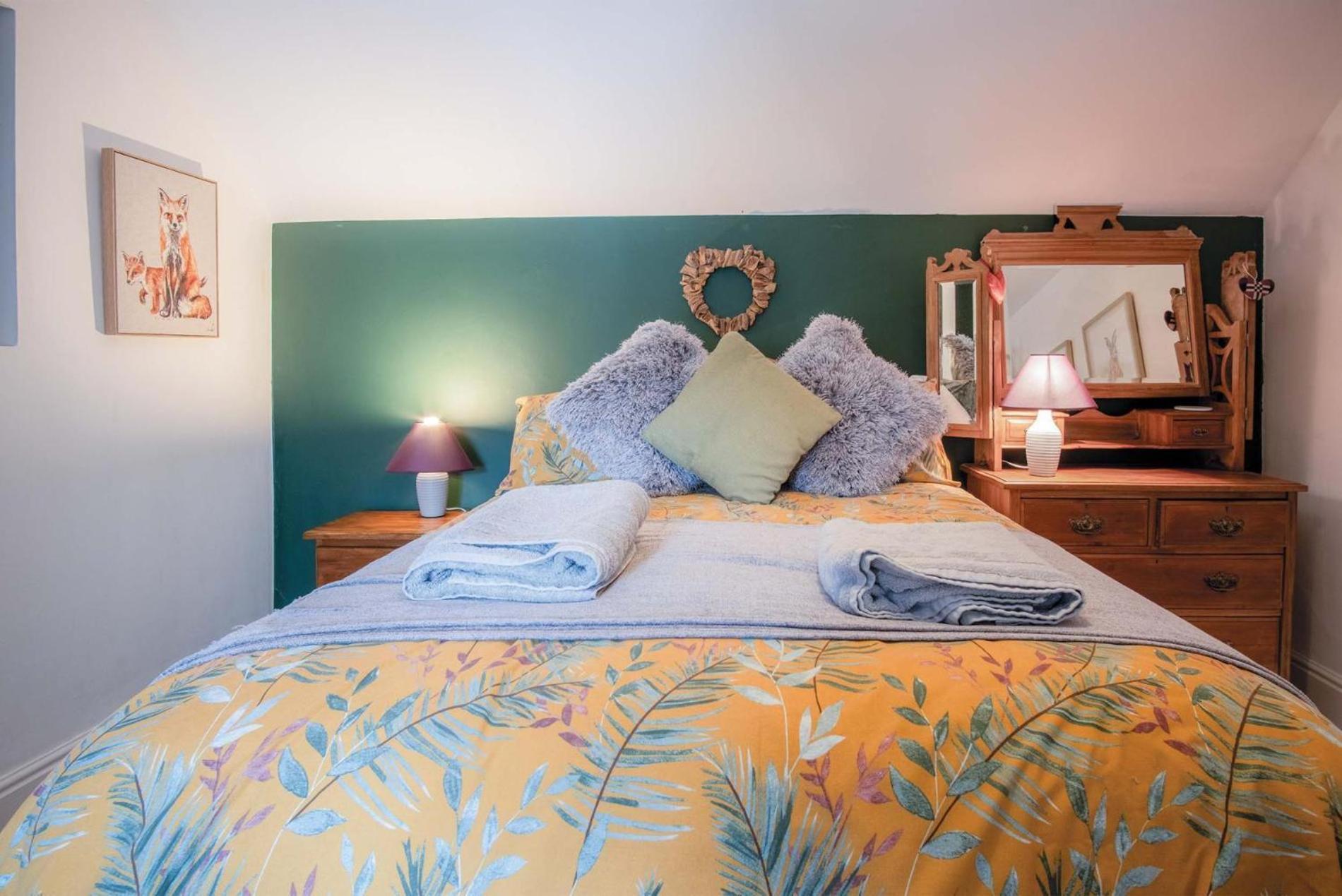 Hall House - 3 Bedroom Cottage - Saint Florence Экстерьер фото